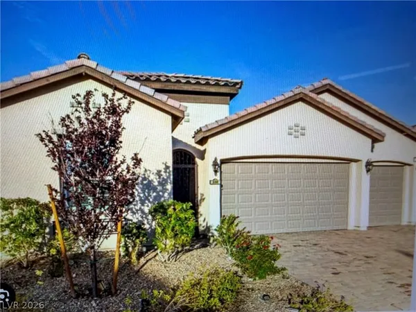 $634,900 | 330 Meadow Brush Place, Henderson, NV 89011