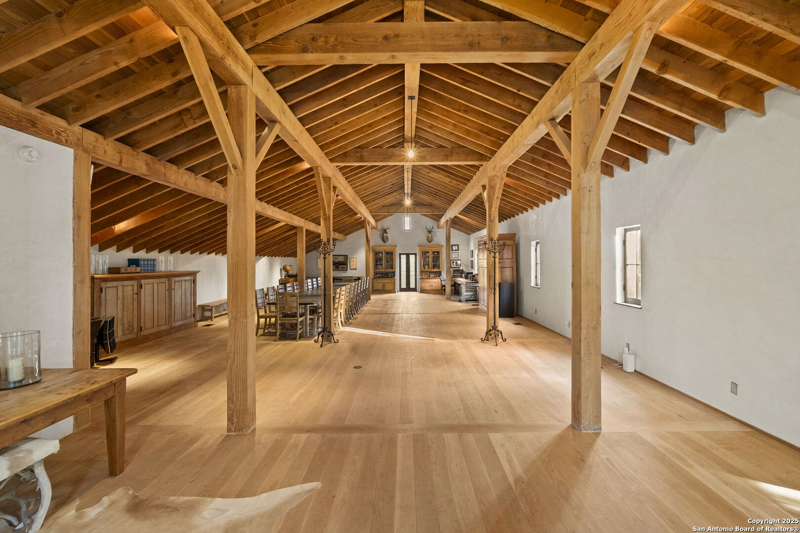 317 Limestone Crk Road Hill Country Village, TX 78232 - Photo 38 of 51 a view of a hall with wooden floor