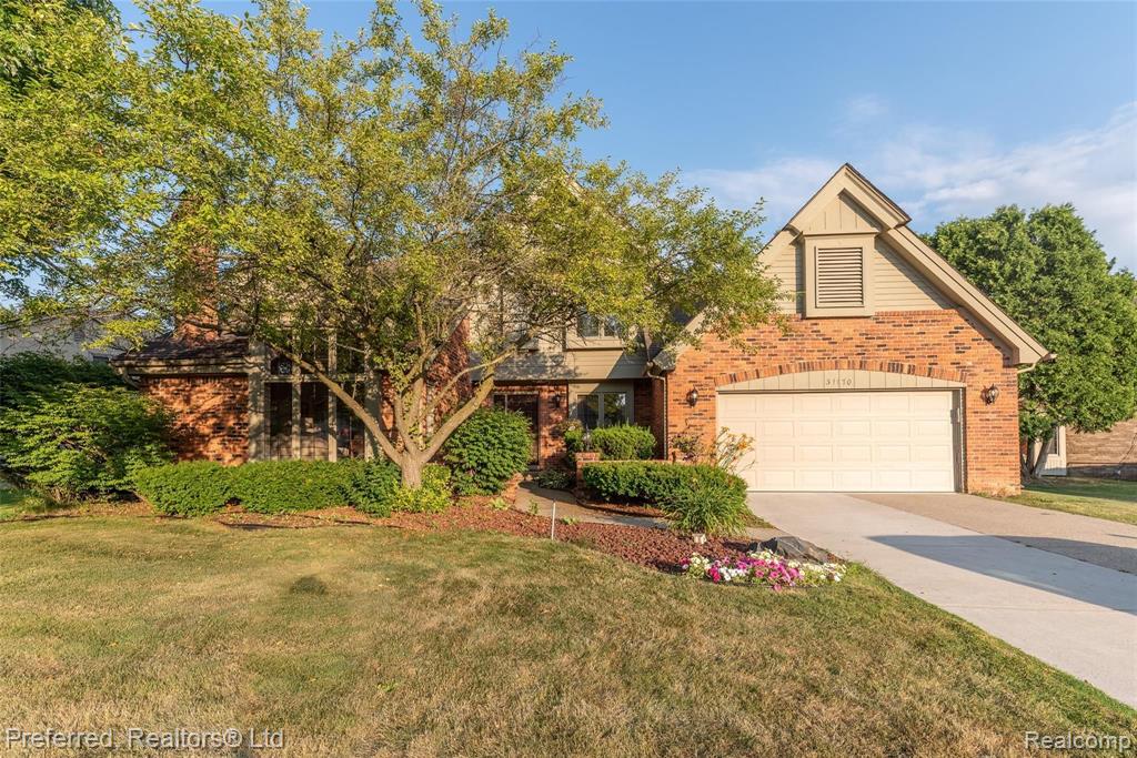 31170 Country Ridge Circle Farmington Hills, MI 48331 - Photo 1 of 56