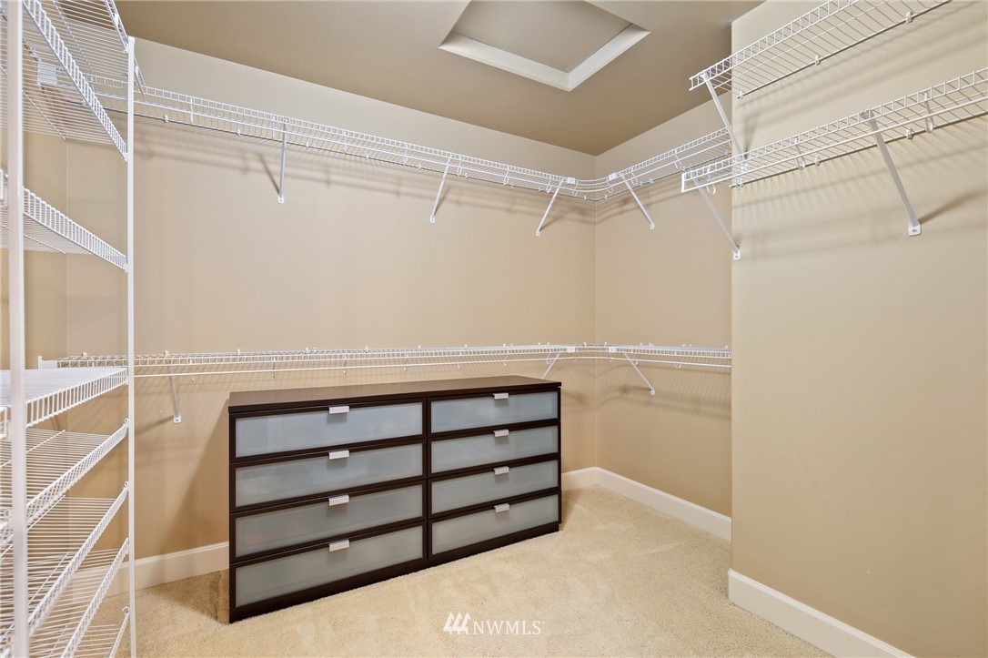 2114 Northeast 18th Street Renton, WA 98056 - Photo 21 of 35 Gallery Image 21