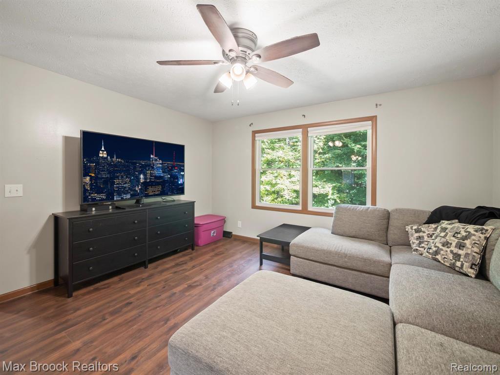 17820 Garvey Road Chelsea, MI 48118 - Photo 32 of 51 Gallery Image 32