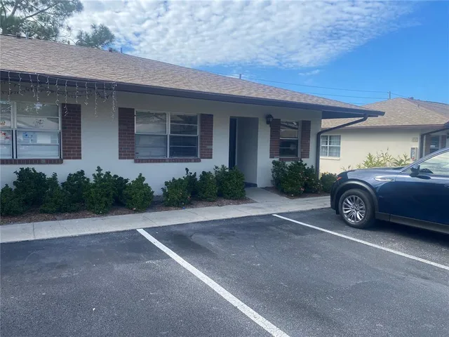 $194,900 | 2472 Enterprise Road, Unit 6, Clearwater, FL 33763