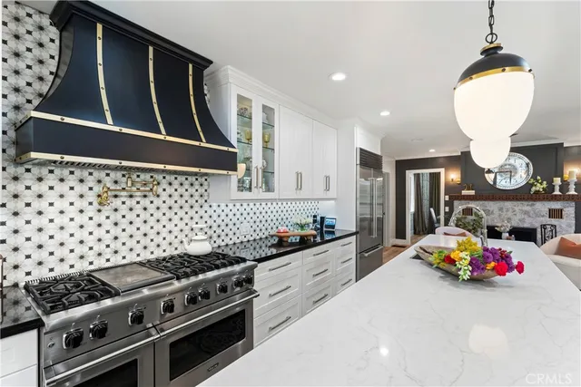 $3,995,000 | 28041 Lakes Edge Road, Lake Arrowhead, CA 92352