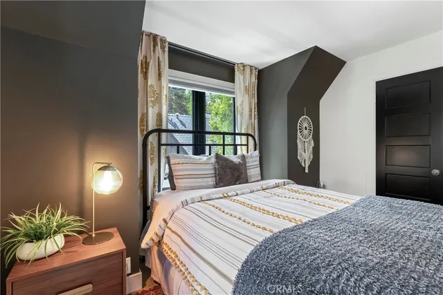 $3,995,000 | 28041 Lakes Edge Road, Lake Arrowhead, CA 92352