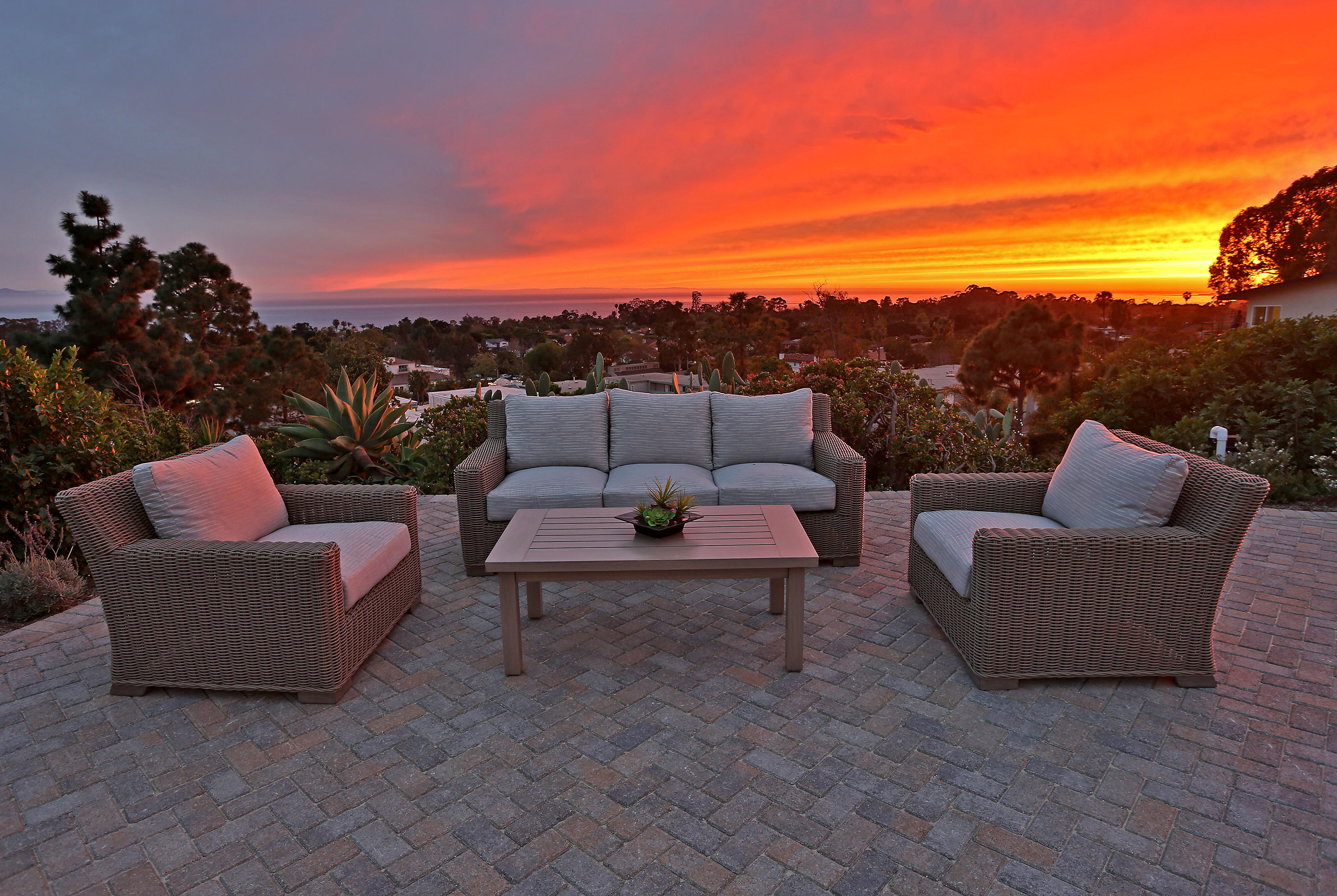 527 Meigs Road Santa Barbara, CA 93109 - Photo 15 of 30 a view of a terrace with couches and sky view