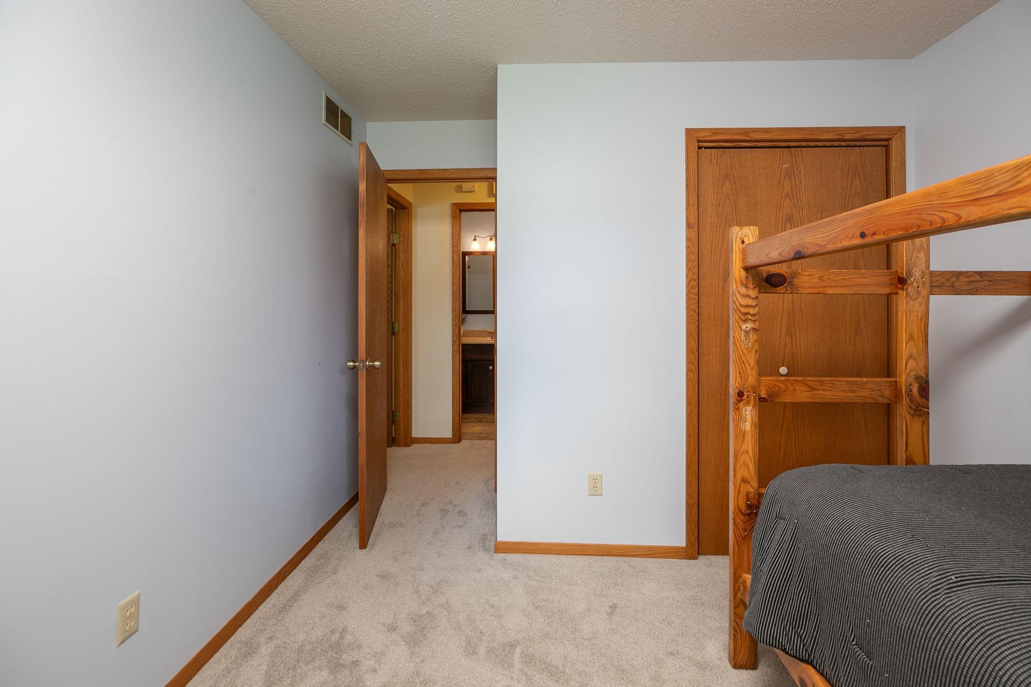 5518 Longboat Road Northwest Rochester, MN 55901 - Photo 18 of 37