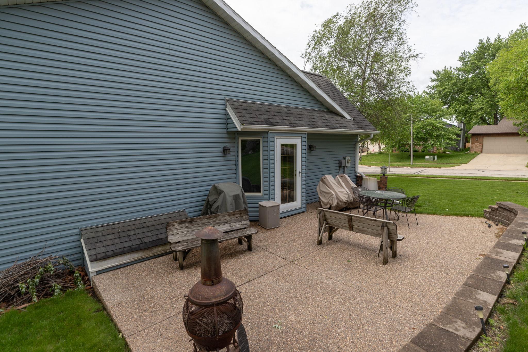 5518 Longboat Road Northwest Rochester, MN 55901 - Photo 33 of 37