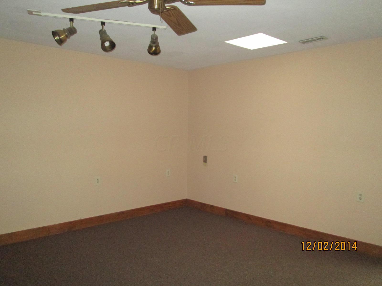 2485 County Line Road Hopewell, OH 43746 - Photo 8 of 12