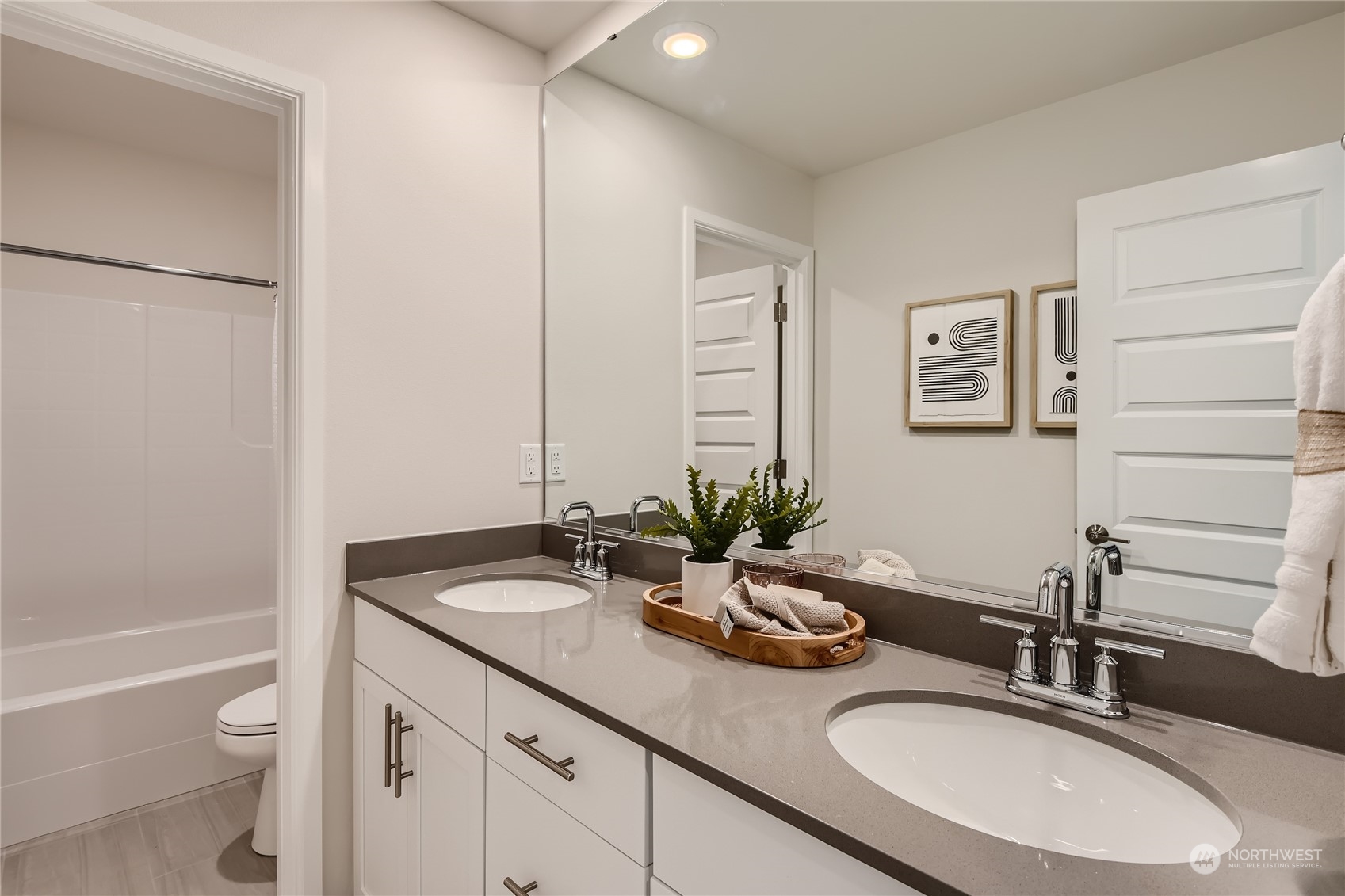 20909 42nd Avenue Southeast, Unit 104 Bothell, WA 98021 - Photo 22 of 24 Gallery Image 22