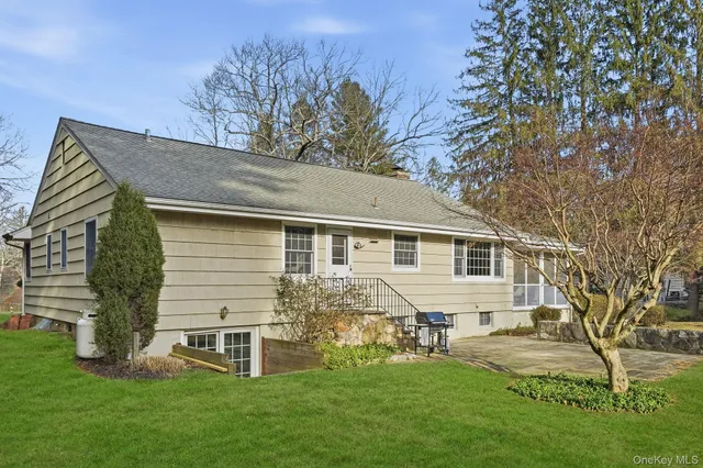 $1,075,000 | 34 Sunrise Avenue, Katonah, NY 10536