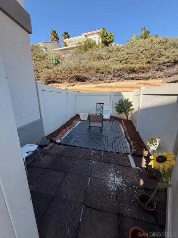 $2,750 | 2715 Lake Pointe Drive, Unit 219, Spring Valley, CA 91977