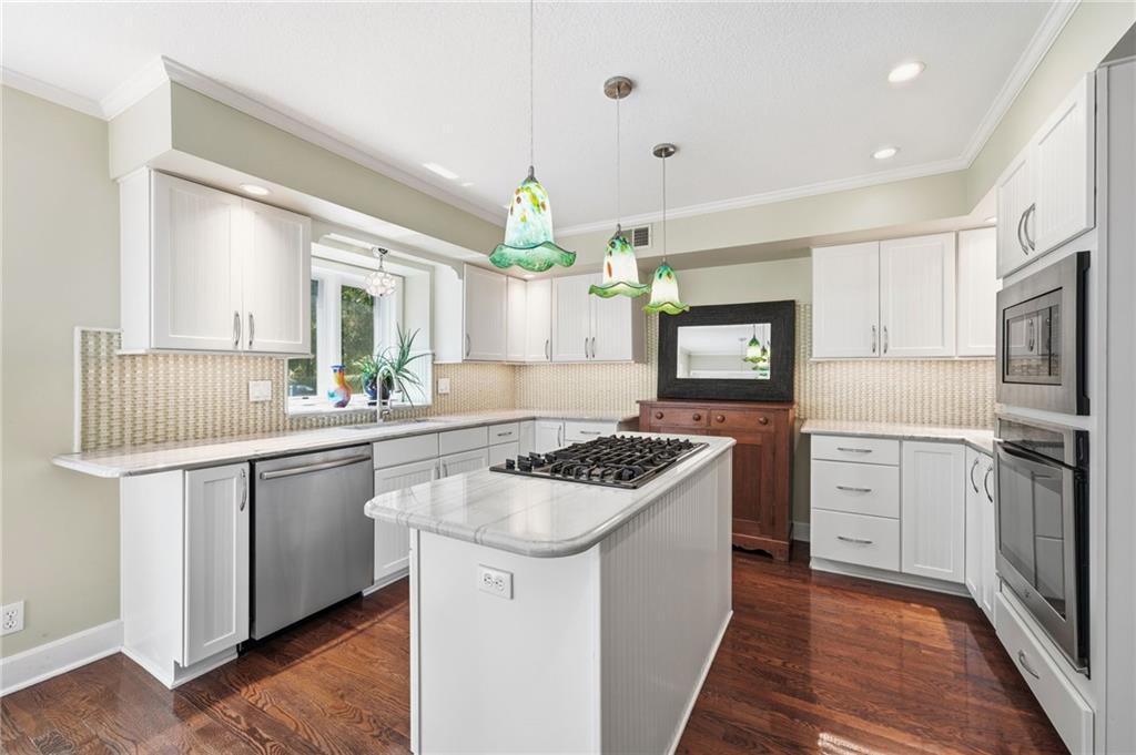 12401 Granada Road Leawood, KS 66209 - Photo 20 of 49 Gallery Image 20