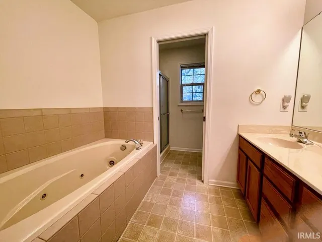 $293,000 | 25691 Rolling Hills Drive, South Bend, IN 46628