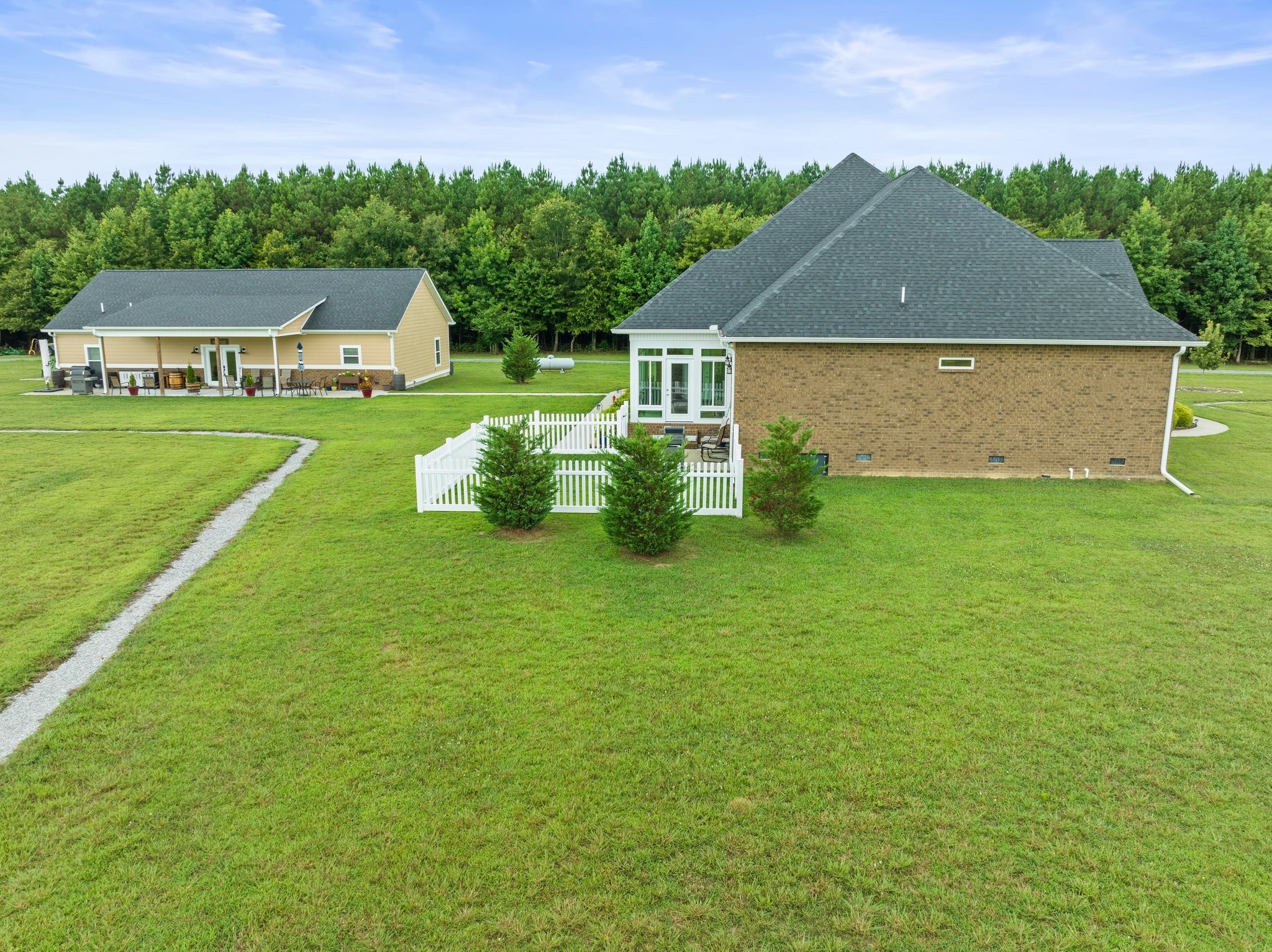 285 Hancock Lane Tullahoma, TN 37388 - Photo 42 of 79 a front view of a house with garden