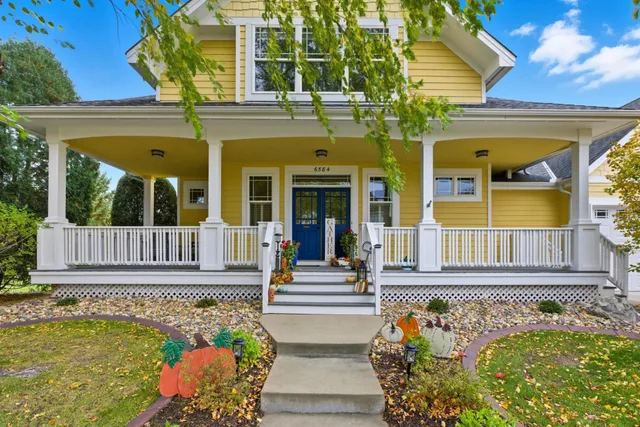 $548,000 | 6584 West Laketowne Drive, Albertville, MN 55301