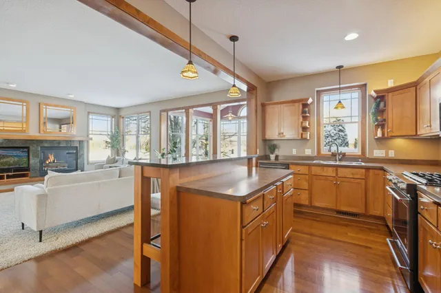 $548,000 | 6584 West Laketowne Drive, Albertville, MN 55301