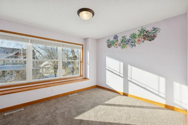 $548,000 | 6584 West Laketowne Drive, Albertville, MN 55301