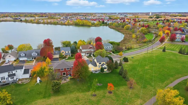 $548,000 | 6584 West Laketowne Drive, Albertville, MN 55301