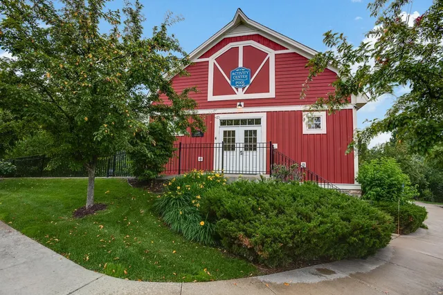 $548,000 | 6584 West Laketowne Drive, Albertville, MN 55301