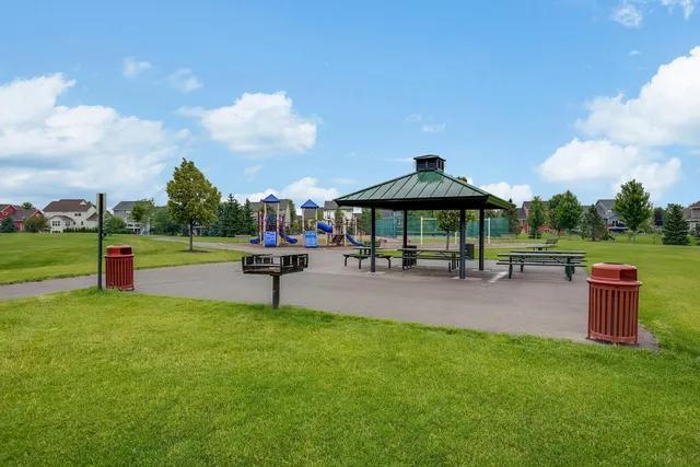 $548,000 | 6584 West Laketowne Drive, Albertville, MN 55301