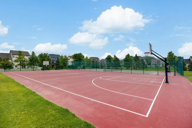 $548,000 | 6584 West Laketowne Drive, Albertville, MN 55301