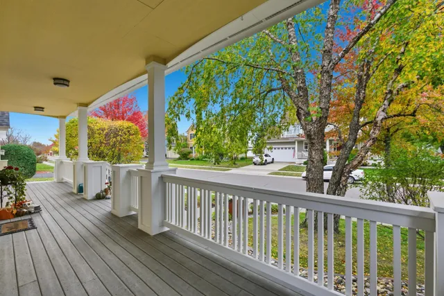 $548,000 | 6584 West Laketowne Drive, Albertville, MN 55301