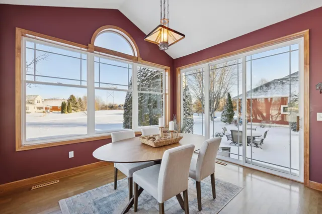 $548,000 | 6584 West Laketowne Drive, Albertville, MN 55301