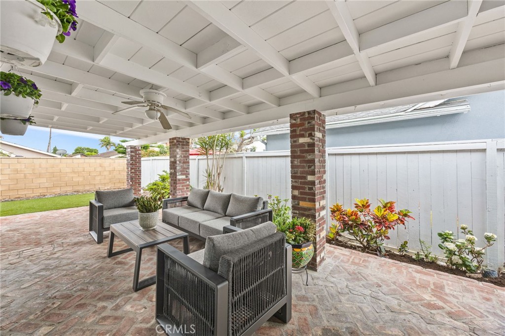 14892 Braeburn Road Tustin, CA 92780 - Photo 30 of 61