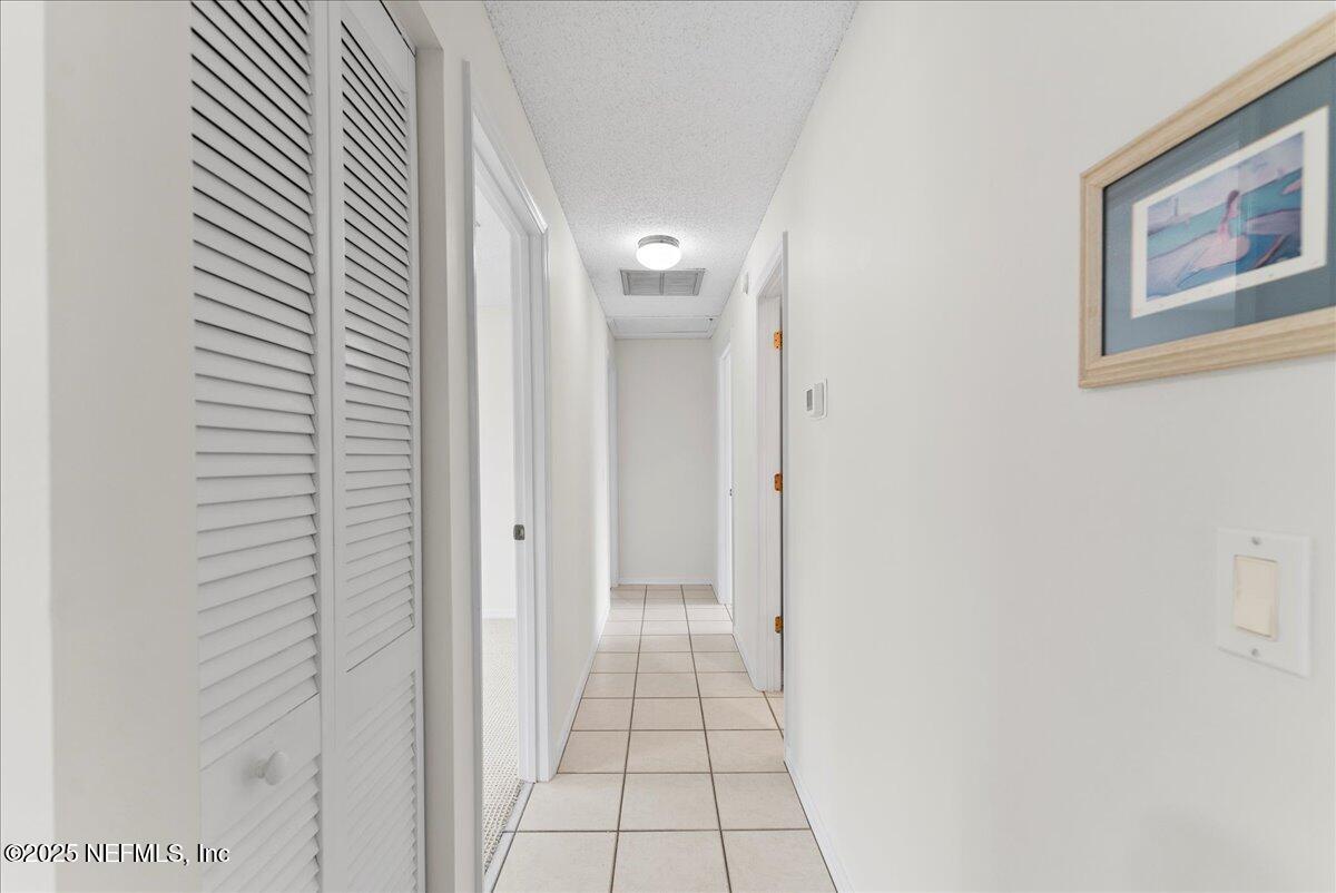 210 Dartmouth Road St. Augustine, FL 32086 - Photo 23 of 27 a view of a hallway