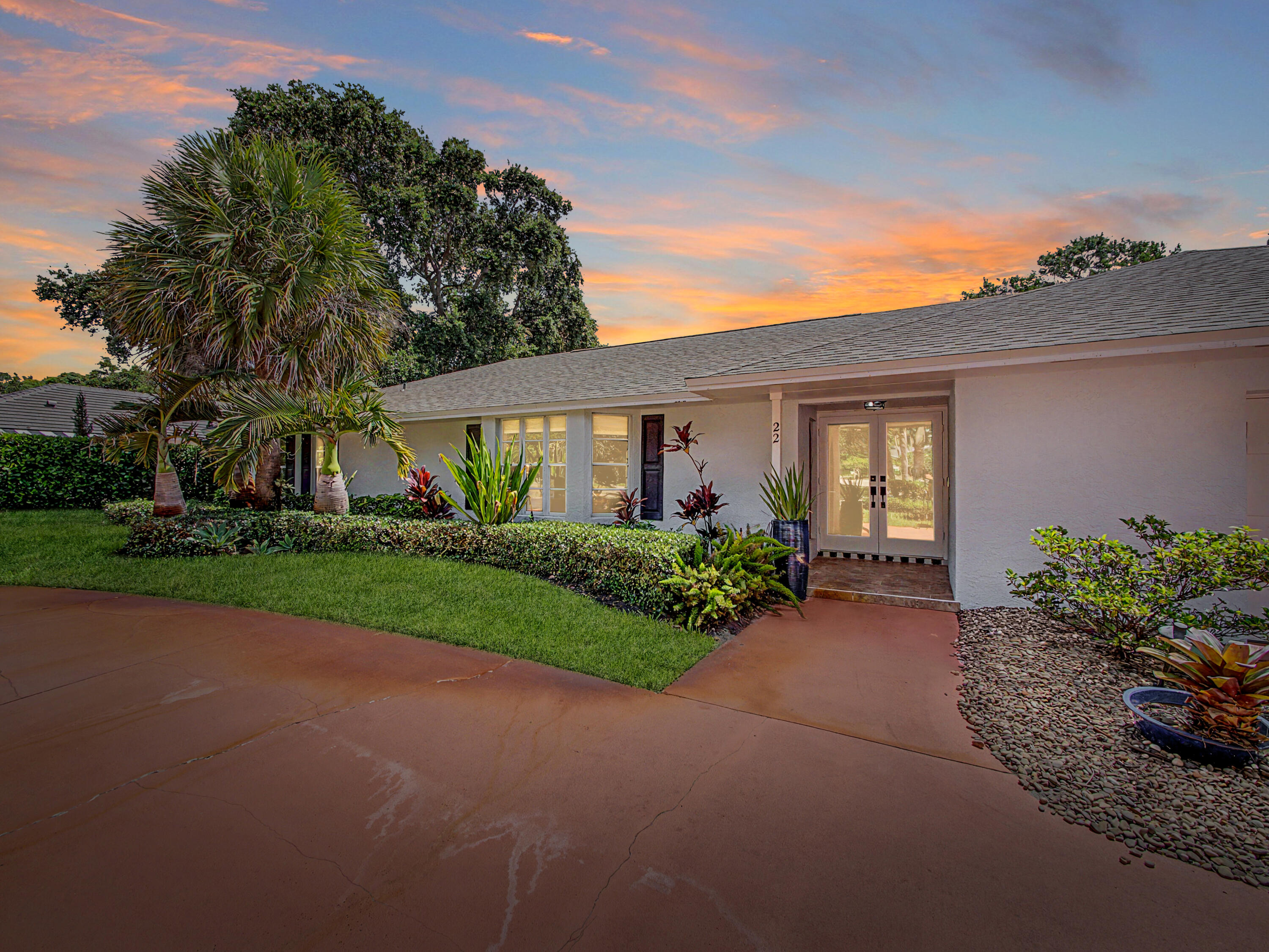 22 Banyan Road Sewall's Point, FL 34996 - Photo 1 of 47 1