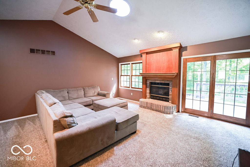 5109 Weathers Court Bloomington, IN 47404 - Photo 10 of 36
