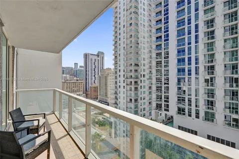 $420,000 | 253 Northeast 2nd Street, Unit 1706, Miami, FL 33132