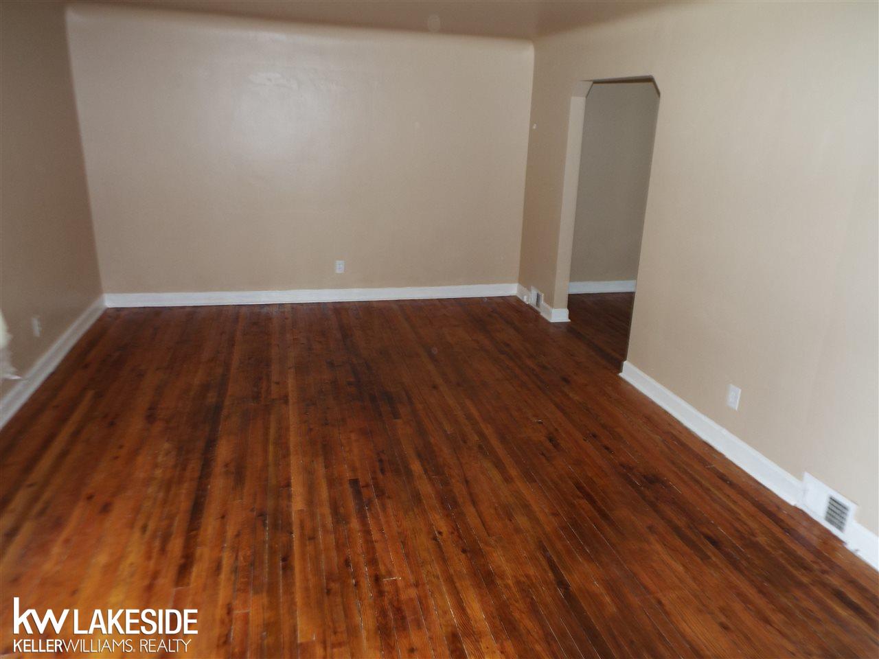20782 Doepfer Road Warren, MI 48091 - Photo 3 of 9