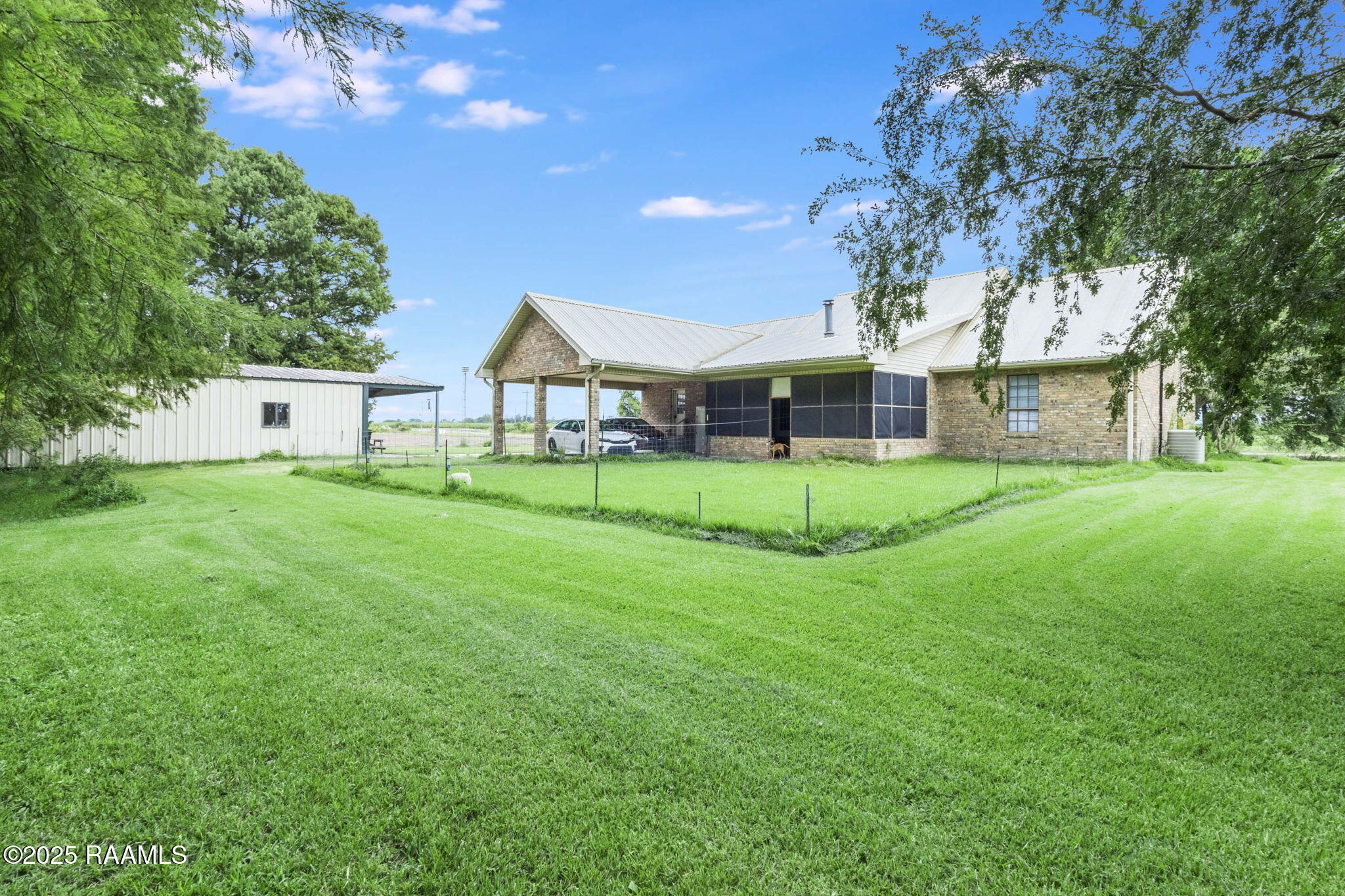 1414 David Duboin Road New Iberia, LA 70560 - Photo 4 of 20 4-web-or-mls-1414 David Duboin Rd-4