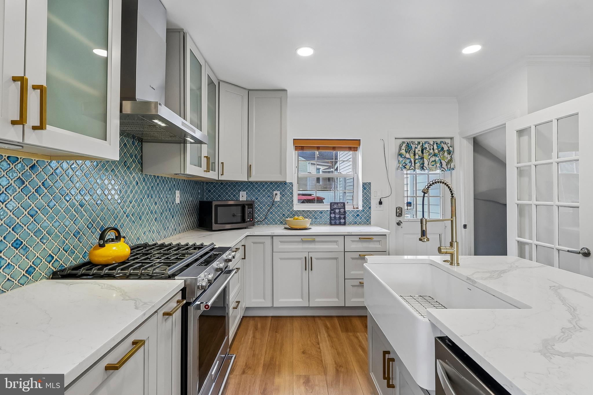 820 Philadelphia Avenue Silver Spring, MD 20910 - Photo 10 of 55 Kitchen