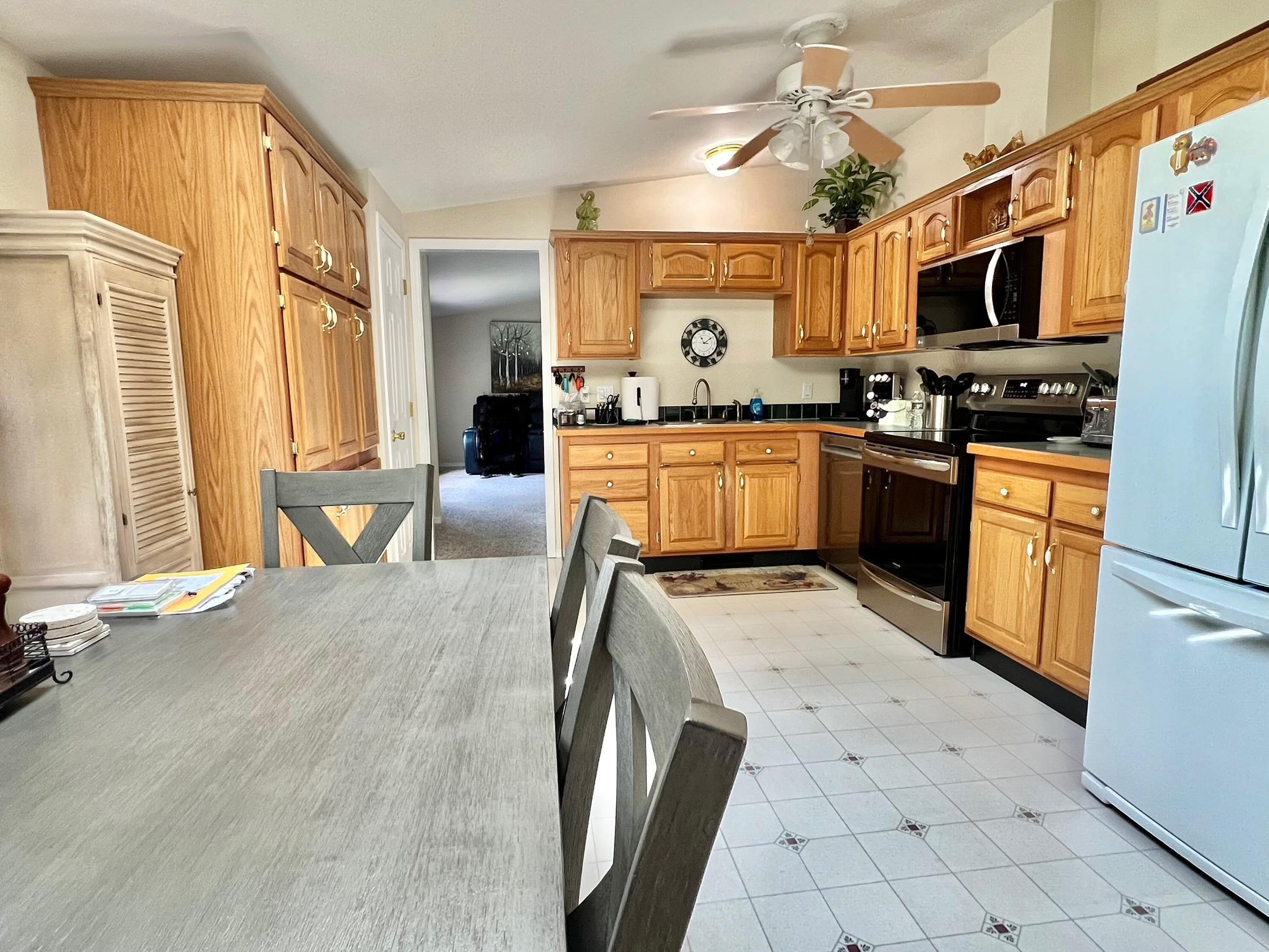 34 Constitution Way Dover, NH 03820 - Photo 26 of 49