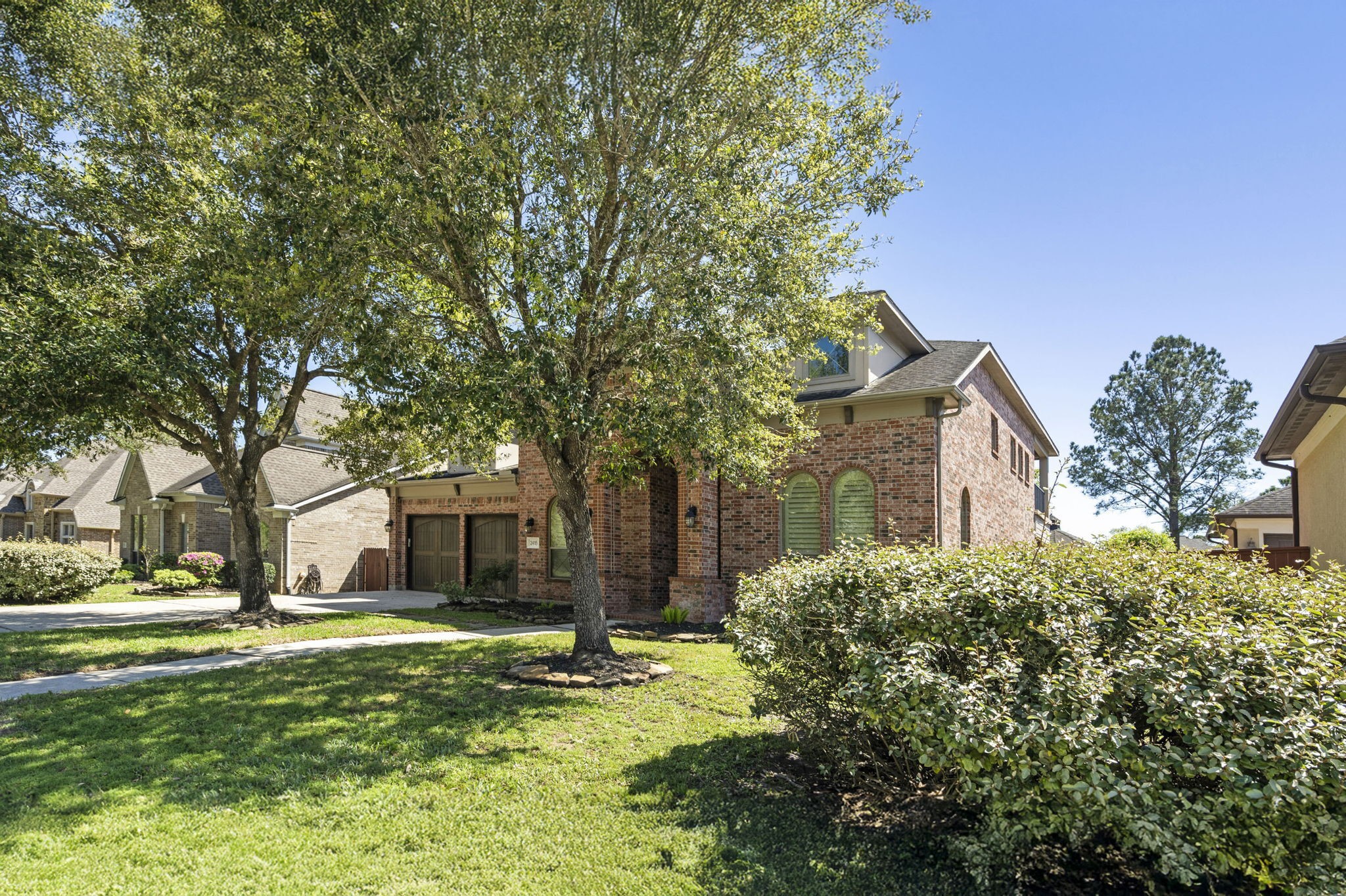 2415 Hendricks Lakes Drive Spring, TX 77388 - Photo 3 of 43