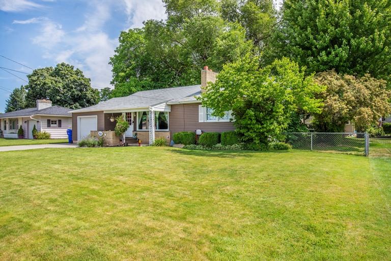 204 North McCabe Road Spokane Valley, WA 99216 - Photo 2 of 30
