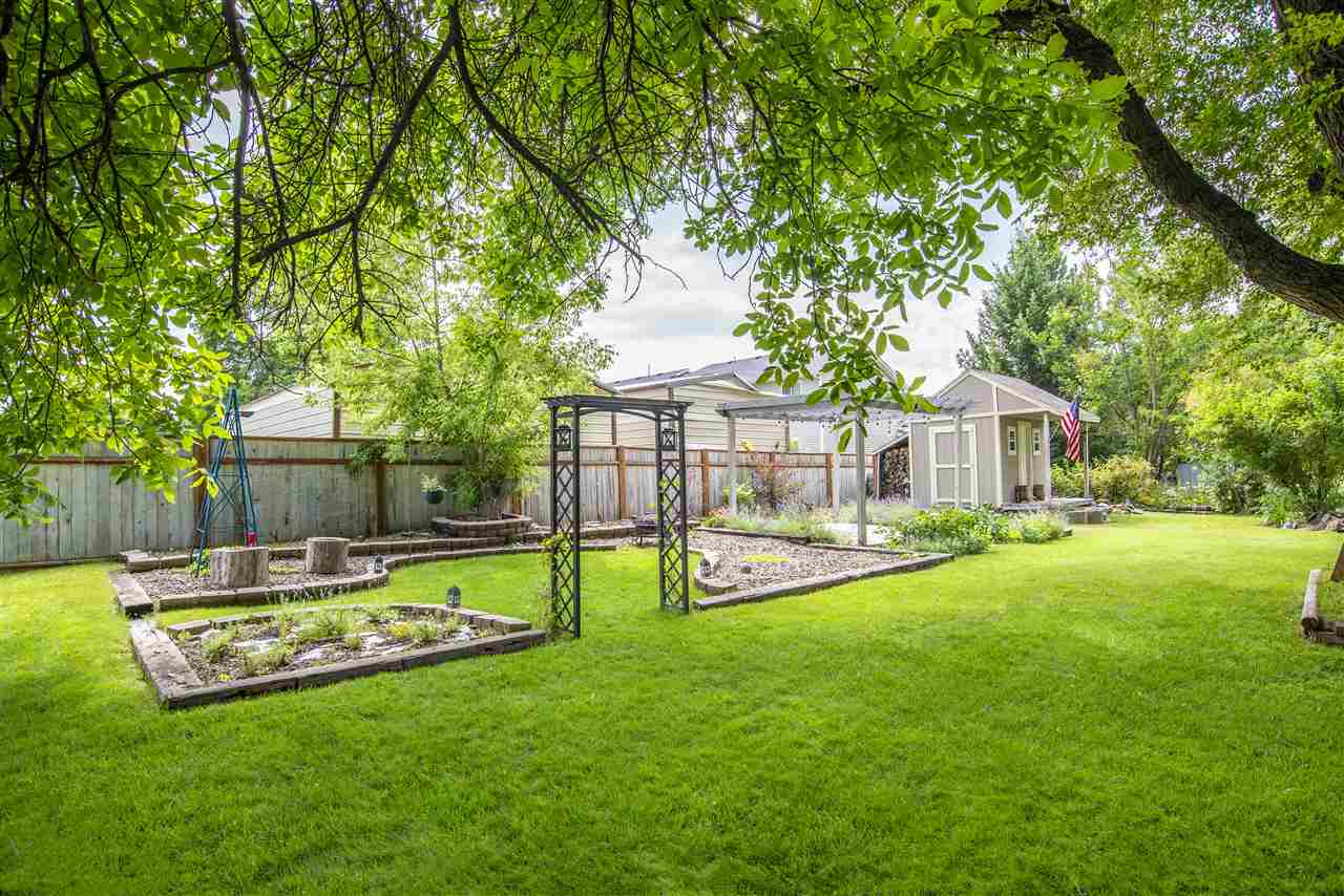 204 North McCabe Road Spokane Valley, WA 99216 - Photo 27 of 30