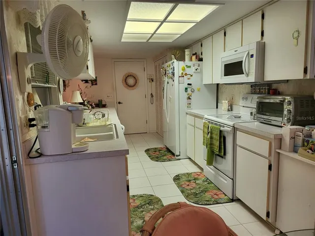 $245,000 | 2687 Royal Ridge Drive, Spring Hill, FL 34606