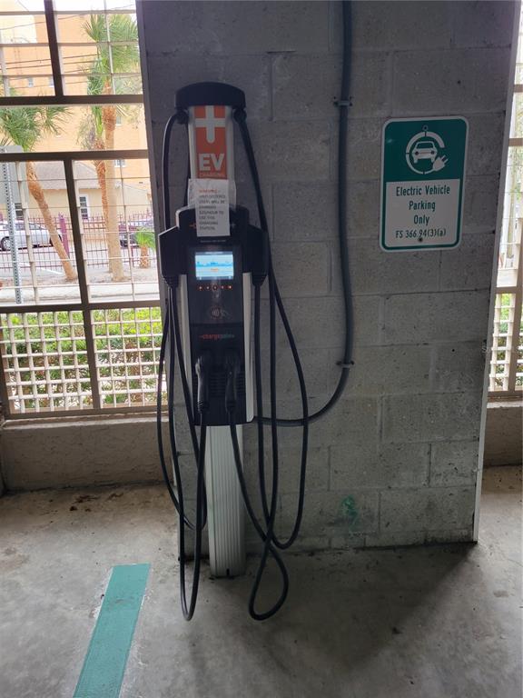 1771 Ringling Boulevard, Unit 902 Sarasota, FL 34236 - Photo 55 of 60 a view of entryway with a window