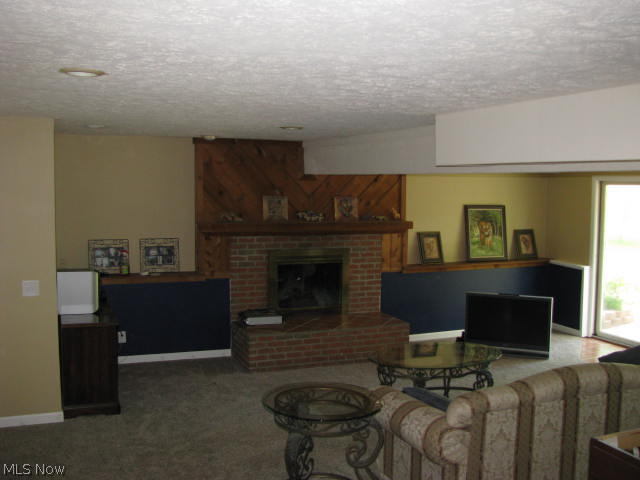 8543 Ravenna Road Chardon, OH 44024 - Photo 6 of 23