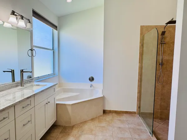 $4,500 | 9360 Cove Point Circle, Boynton Beach, FL 33472