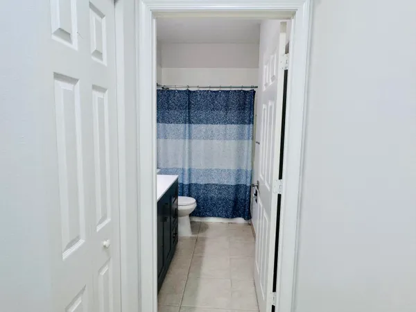 $4,500 | 9360 Cove Point Circle, Boynton Beach, FL 33472