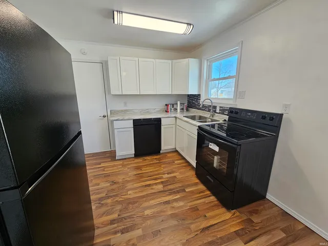 $235,000 | 117 East Catherine Street, Flora, IN 46929