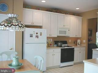 1494 Quaker Ridge West Chester, PA 19380 - Photo 5 of 6 Gallery Image 5