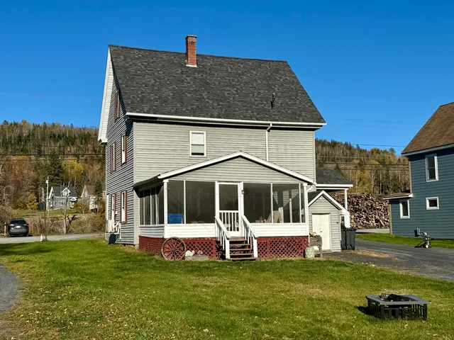 $224,900 | 35 Market Street, Fort Kent, ME 04743