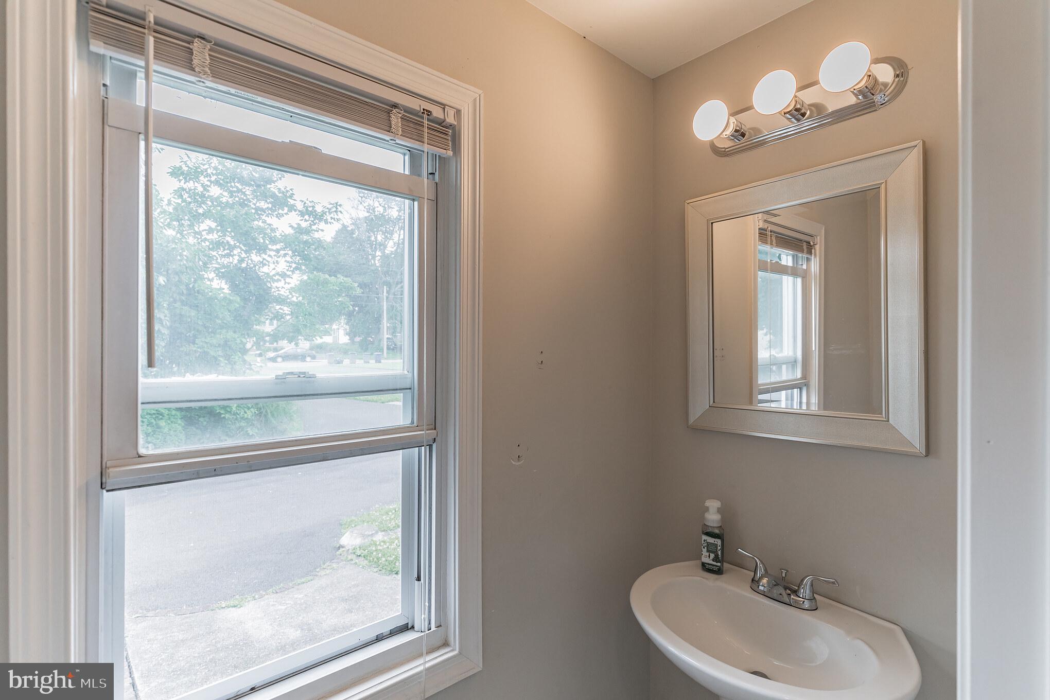 415 Welsh Road, Unit A Philadelphia, PA 19115 - Photo 13 of 31