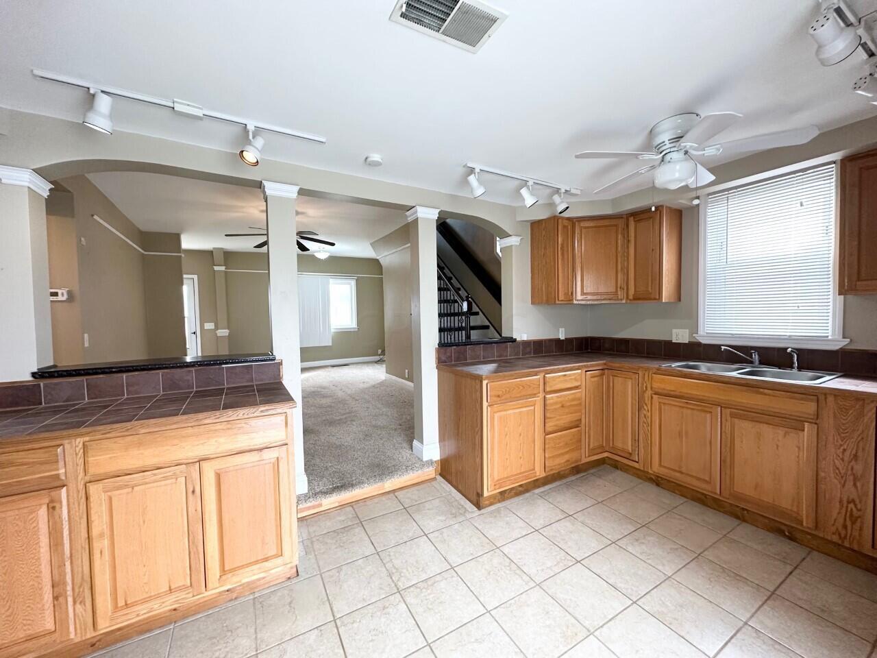 109 Maple Street Hebron, OH 43025 - Photo 9 of 31 Kitchen