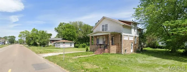 $39,000 | 3325 Bond Avenue, East St. Louis, IL 62207
